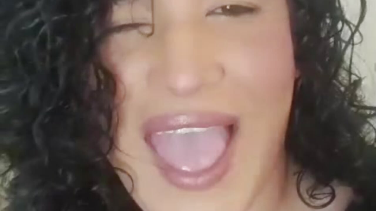 1000191740 - vídeo de la modelo de cam Agatha-harkness