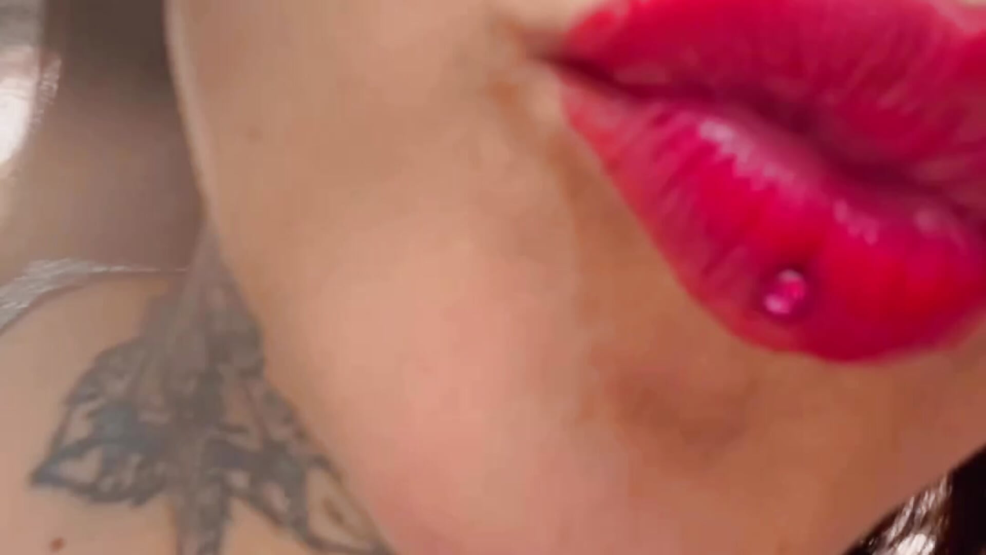 bc42d2dbd8b74385a38691b069d2c8ed - Video von emperatrixsex Cam-Model