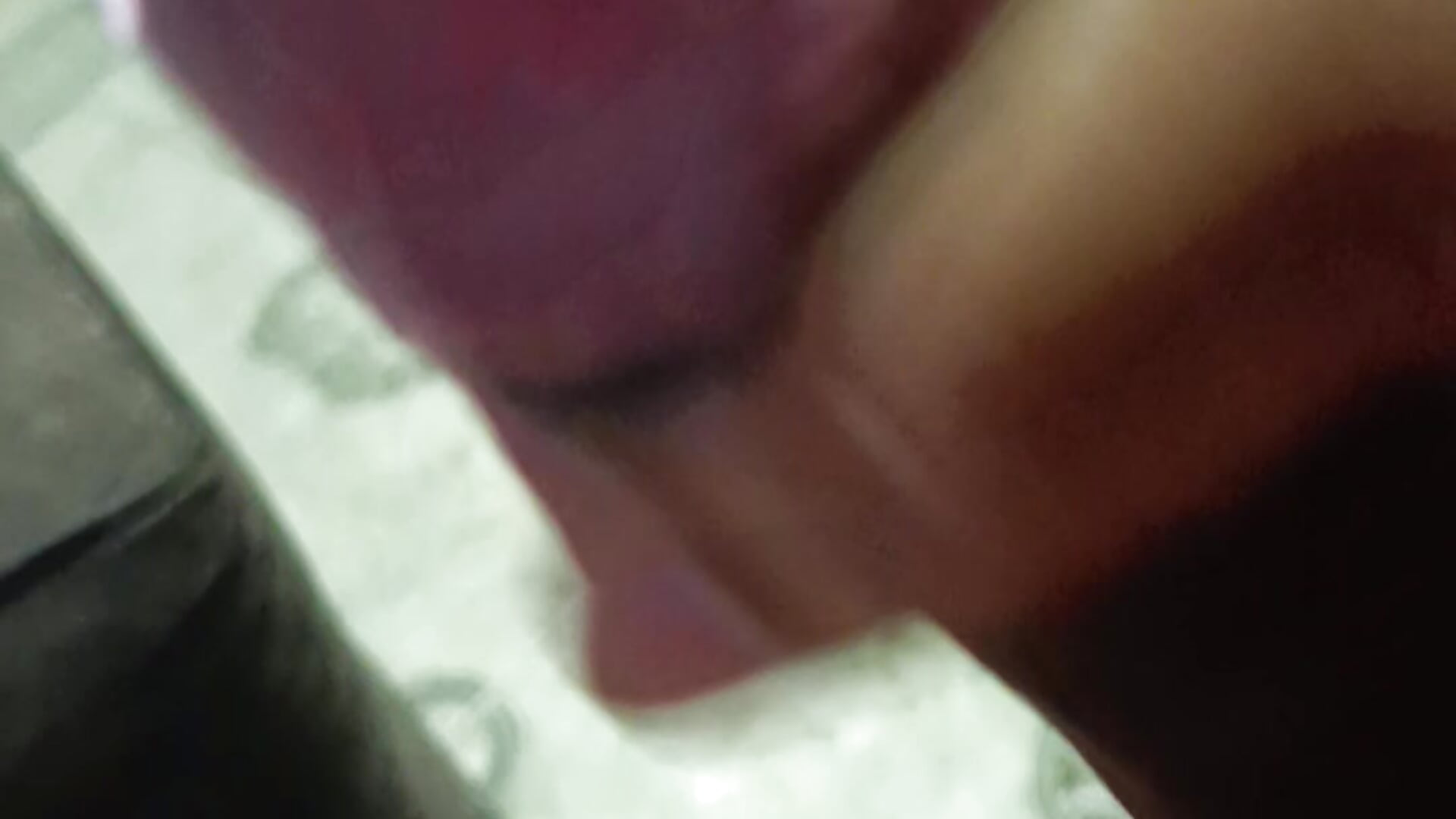Extrañando a alguien - video by Happychukychiky