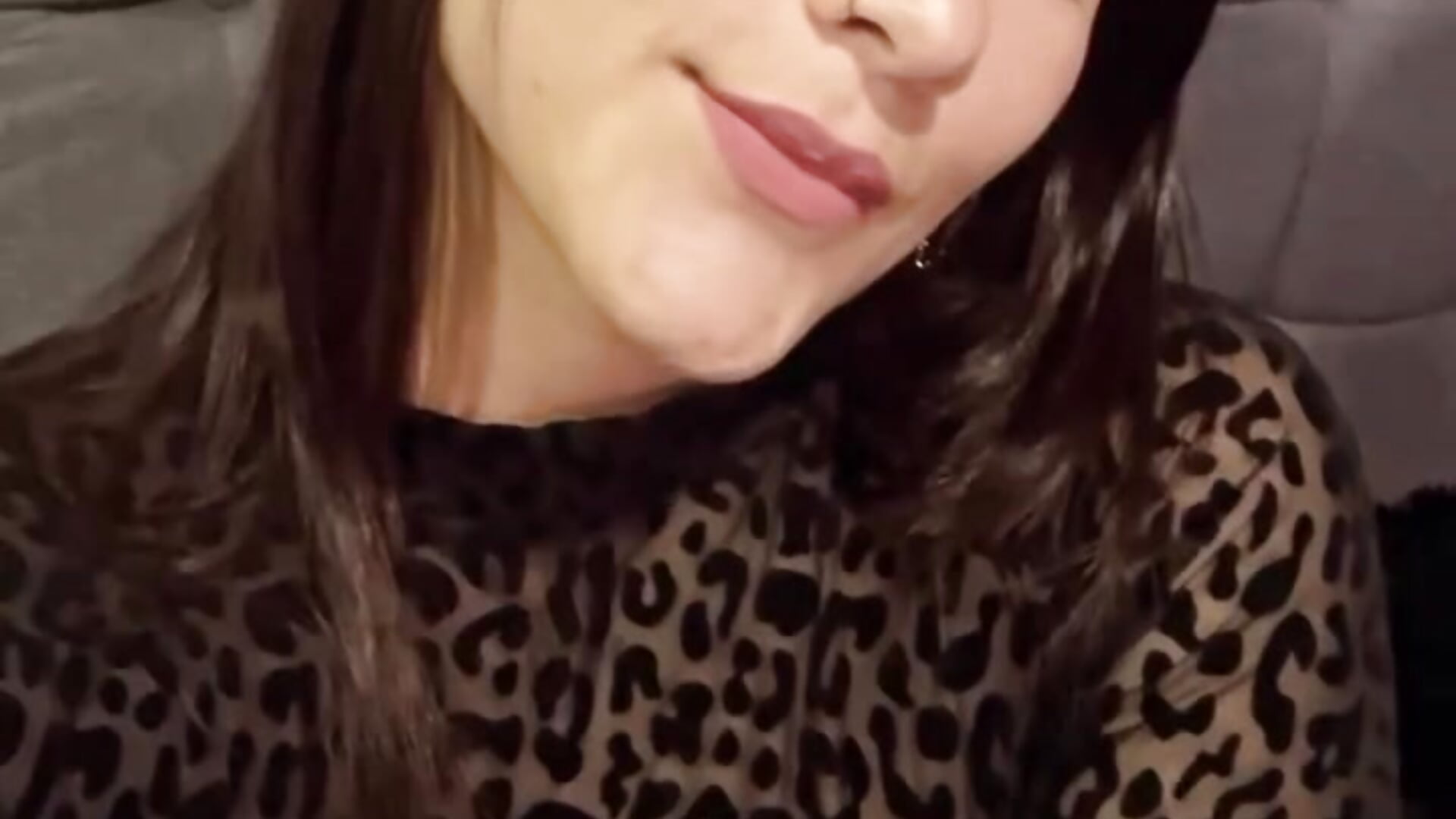 Hello - فيديو من Emily_Slave28 موديل الكام