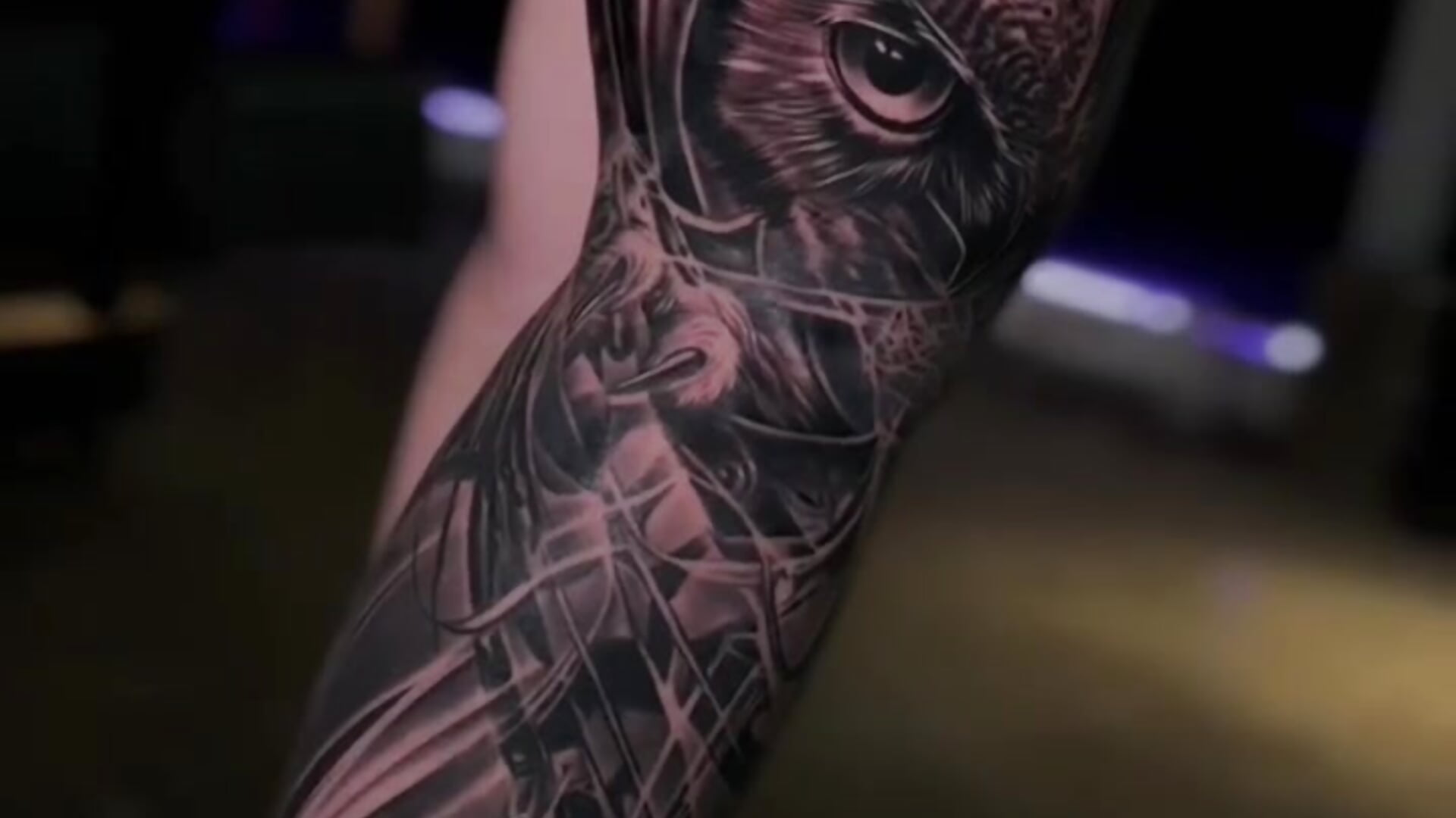 I love tattoos 😏 - Emily_Slave28 캠 모델의 동영상