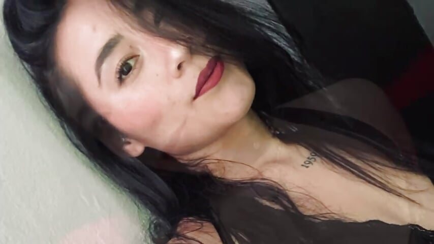 me – video modela na kameri Emily_Slave28