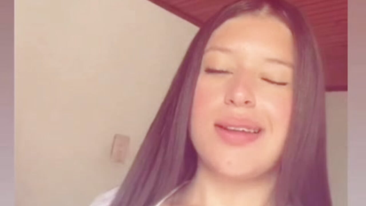 sexy - video by Sharlot_tay cam model