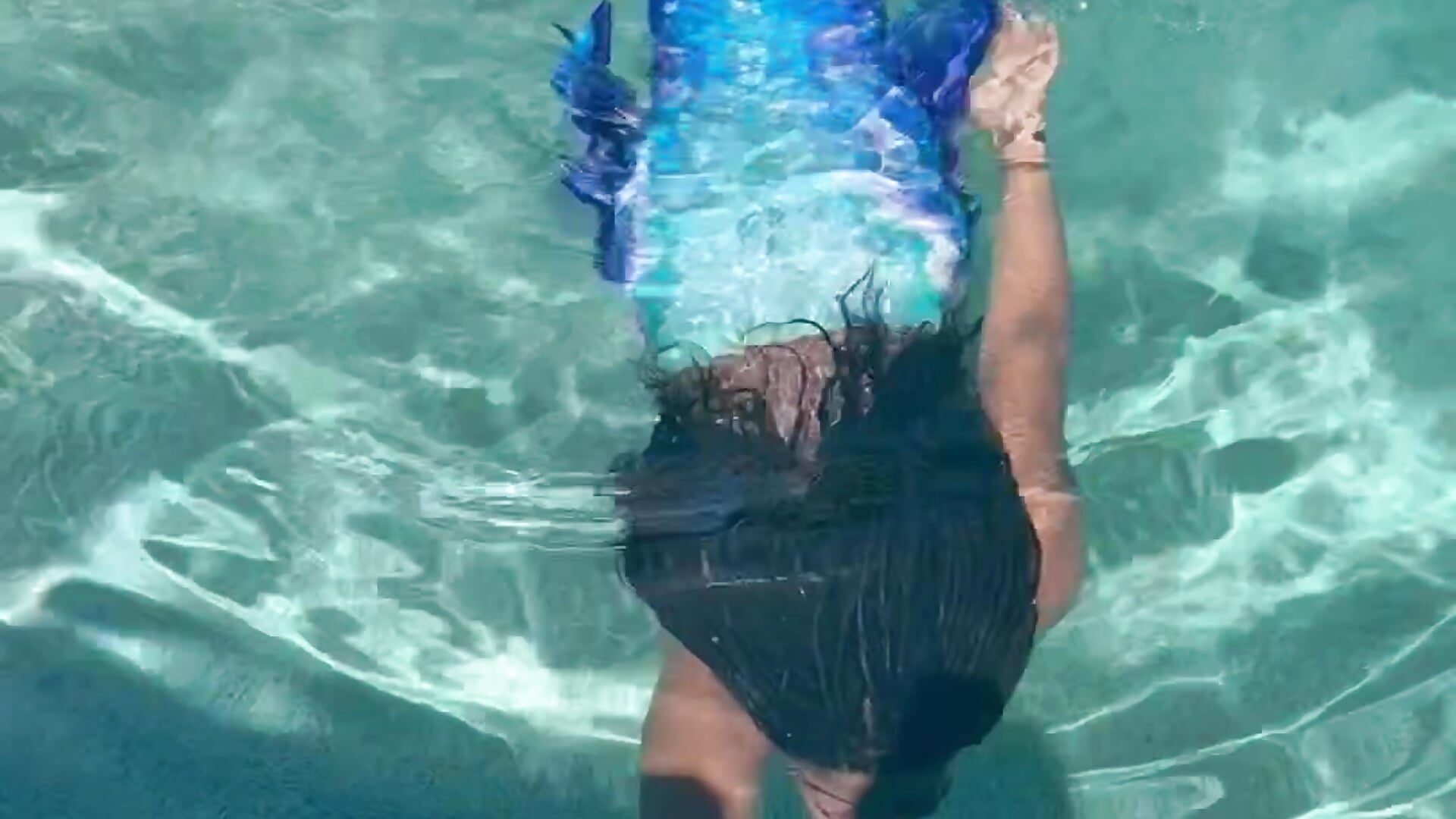 Wet - video by TheBeeJayShow cam model