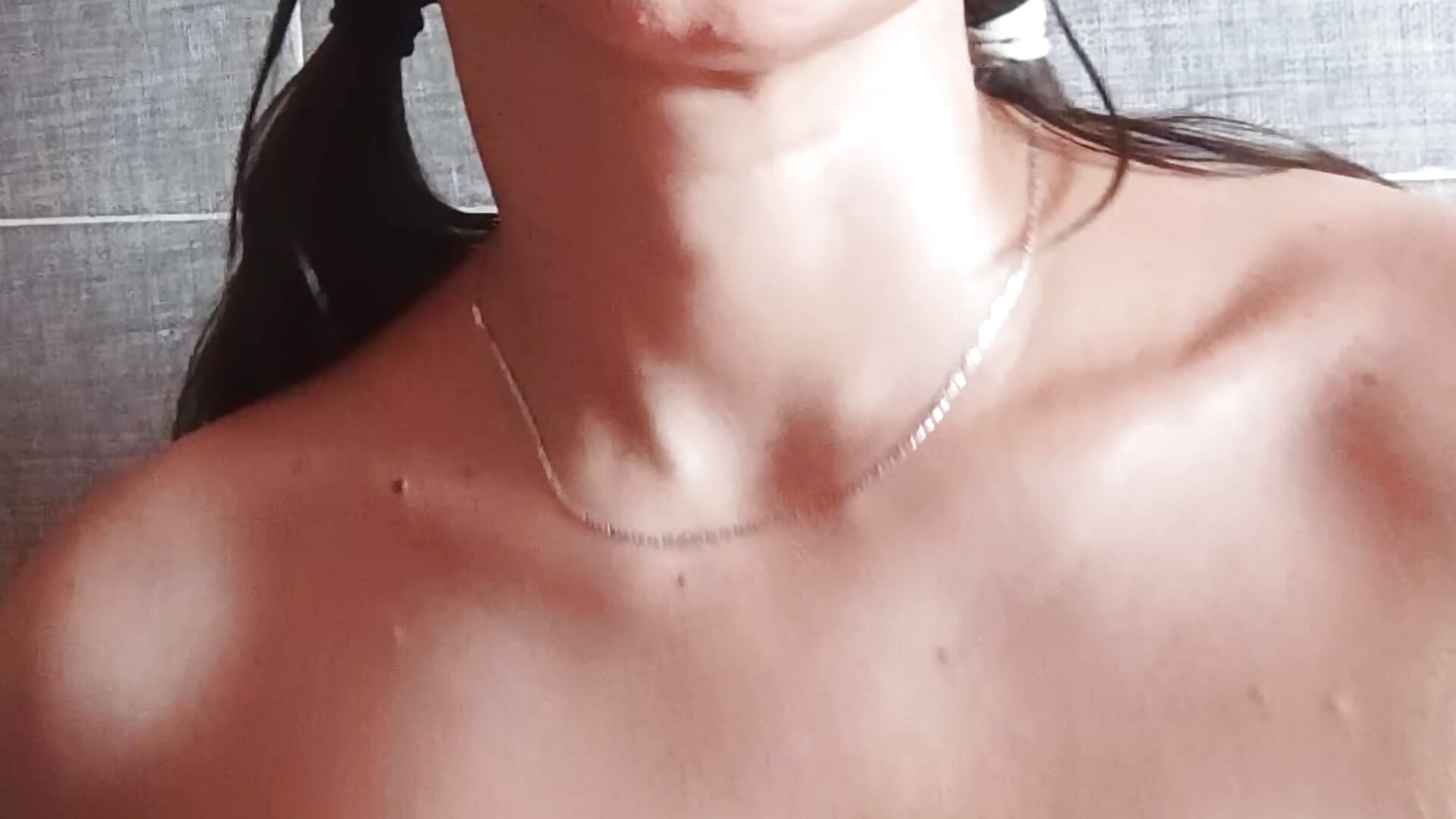Video of dildo sucking, saliva on face and tits.