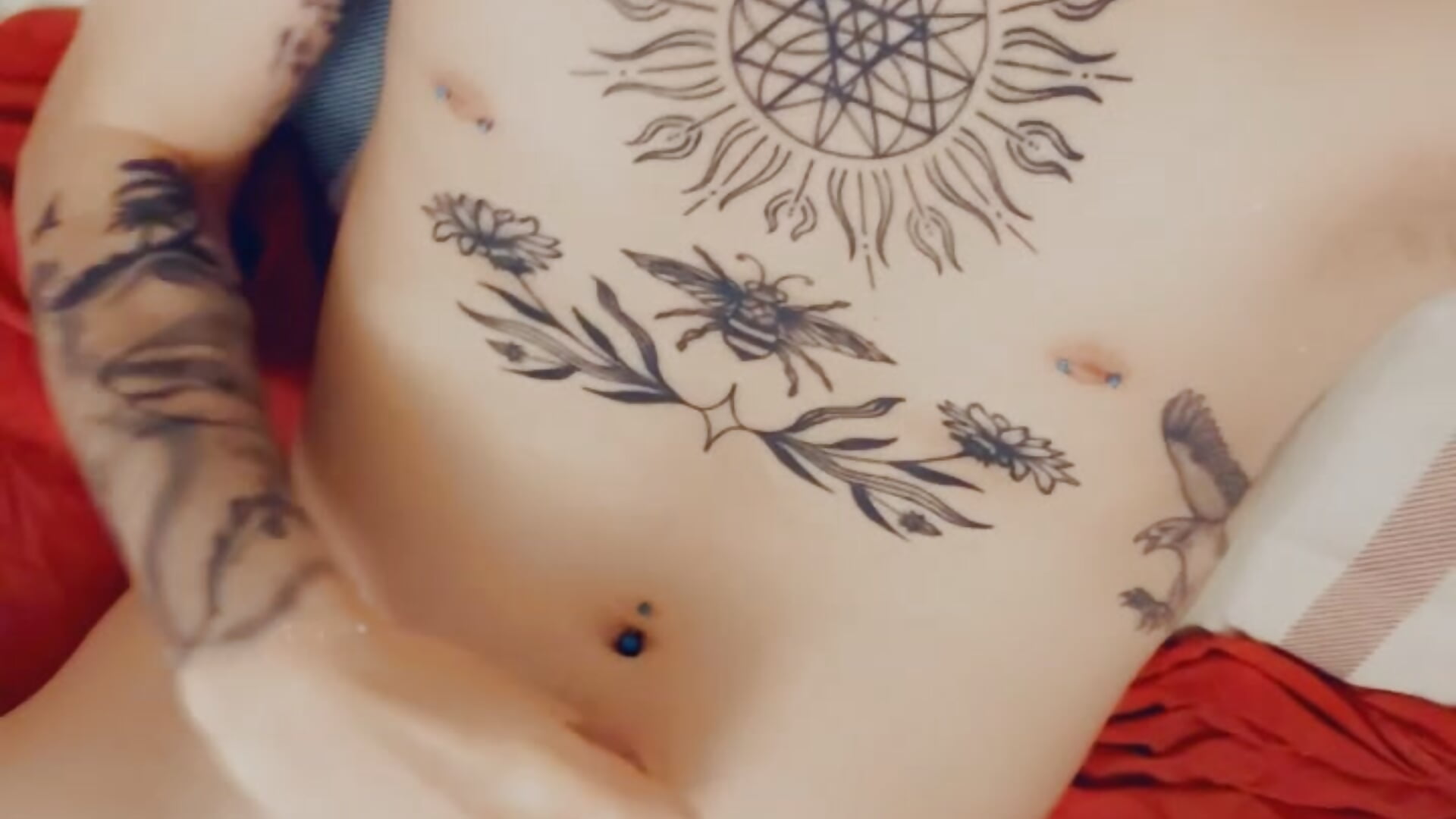 A5E4FC3E-8538-41FC-89E3-AB8F07E004EC – video od webkamerové modelky crilev30