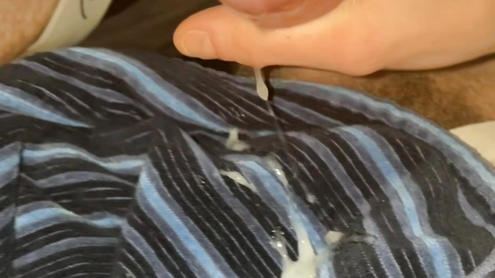 If you wanna see me cum 😈