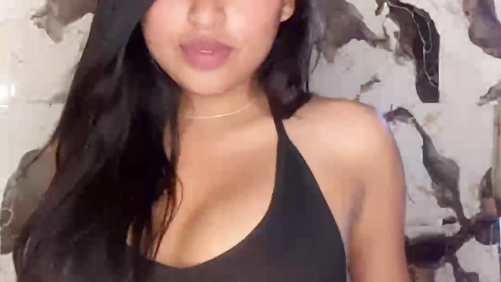 Hola baby ❤️🔥 - video by BrunetteBliss69 cam model