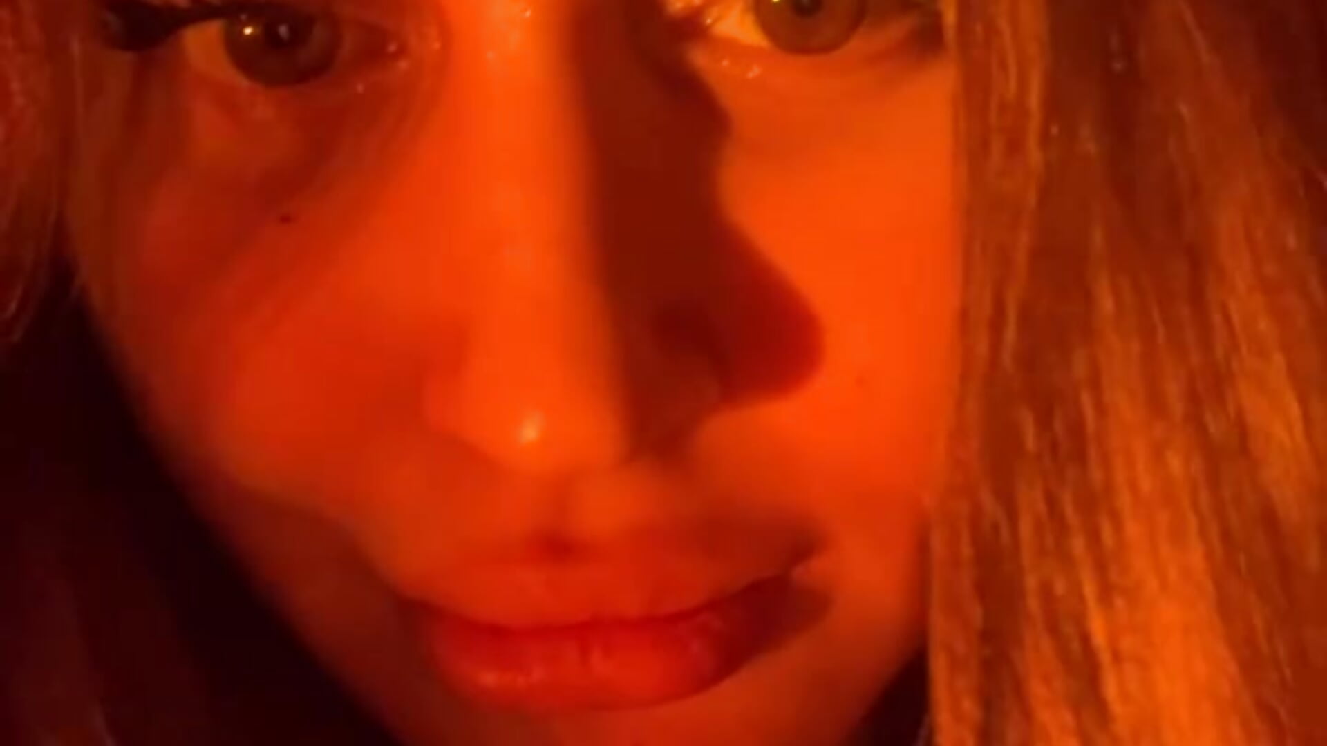 im Mia - video by EvitaAusmus cam model