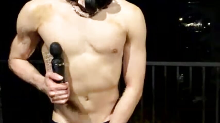 Public Show - vidéo du modèle de showcams anhkiet_huang