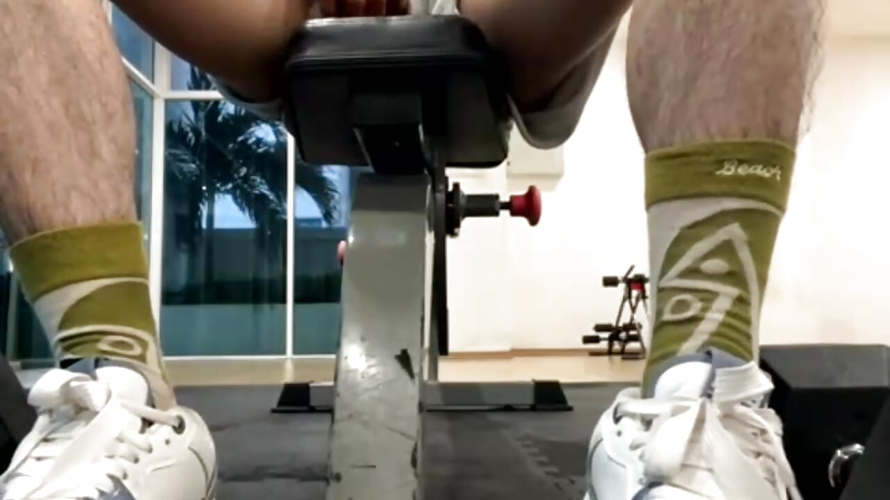 Gym time! - vidéo du modèle de showcams anhkiet_huang