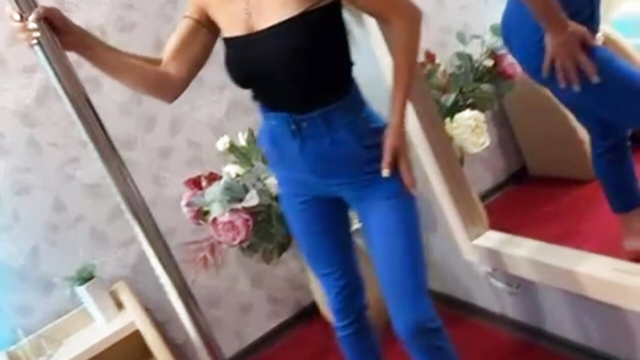 Lissa ❤︎ - video by MuseDollX cam model