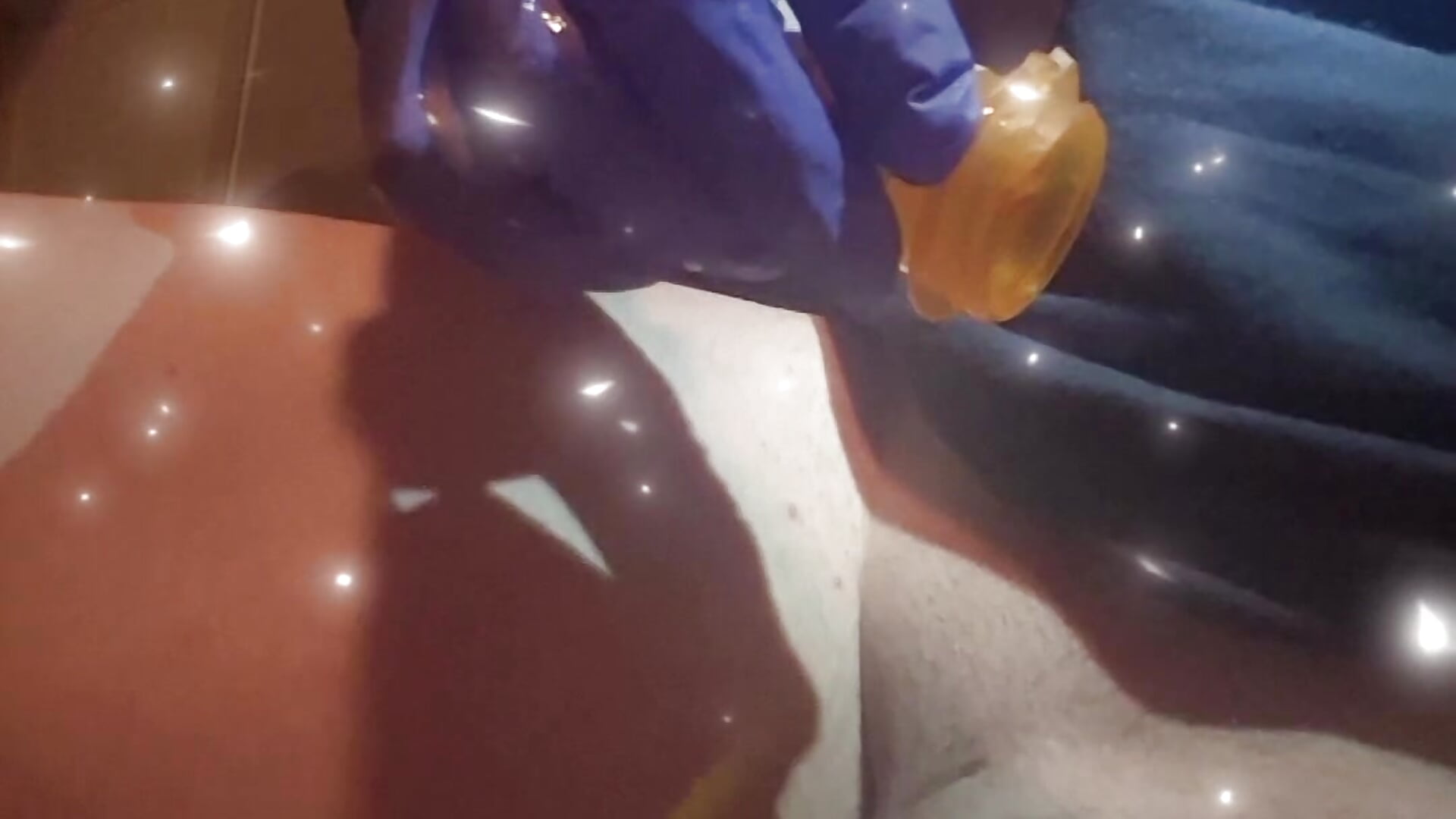 Sparkles & Oil - video by Eyelisss cam model