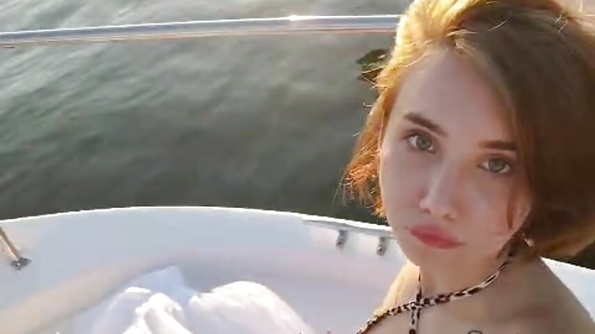 Видео WhatsApp 2025-08-20 в 22.18.09_855ac08f.mp4 - video by Mini_May cam model