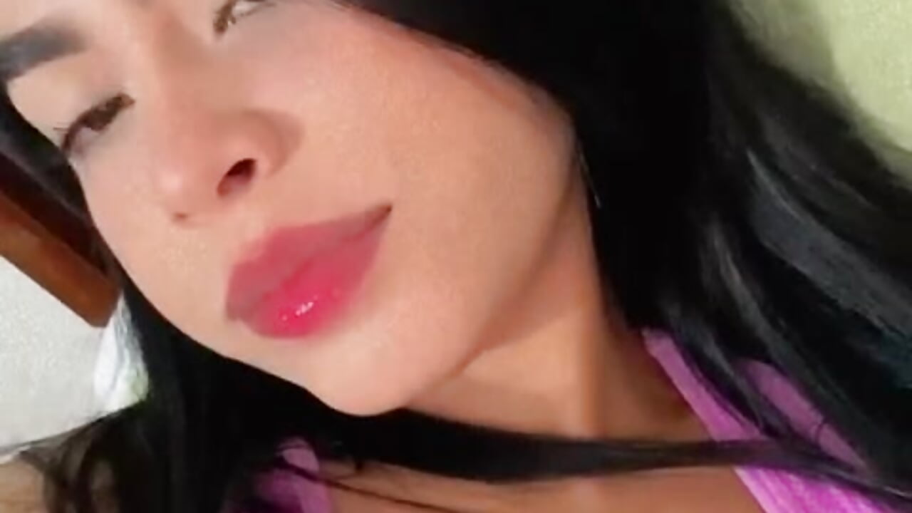 1000200600 - فيديو من Alexa_topless