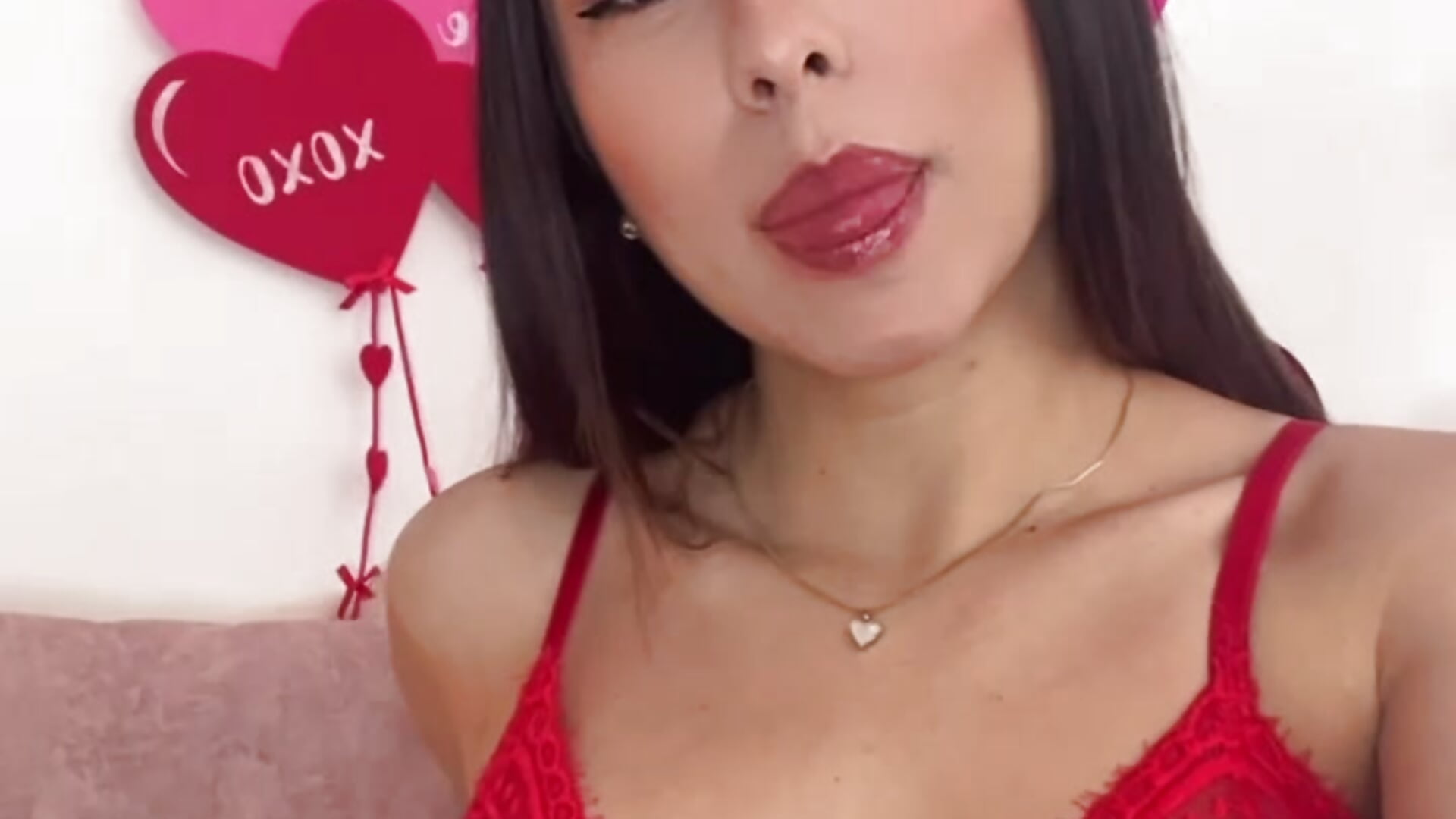 92E53B6A-F321-4B85-8E77-10A5F808F7AD - video oleh model kamera NicolleSteel