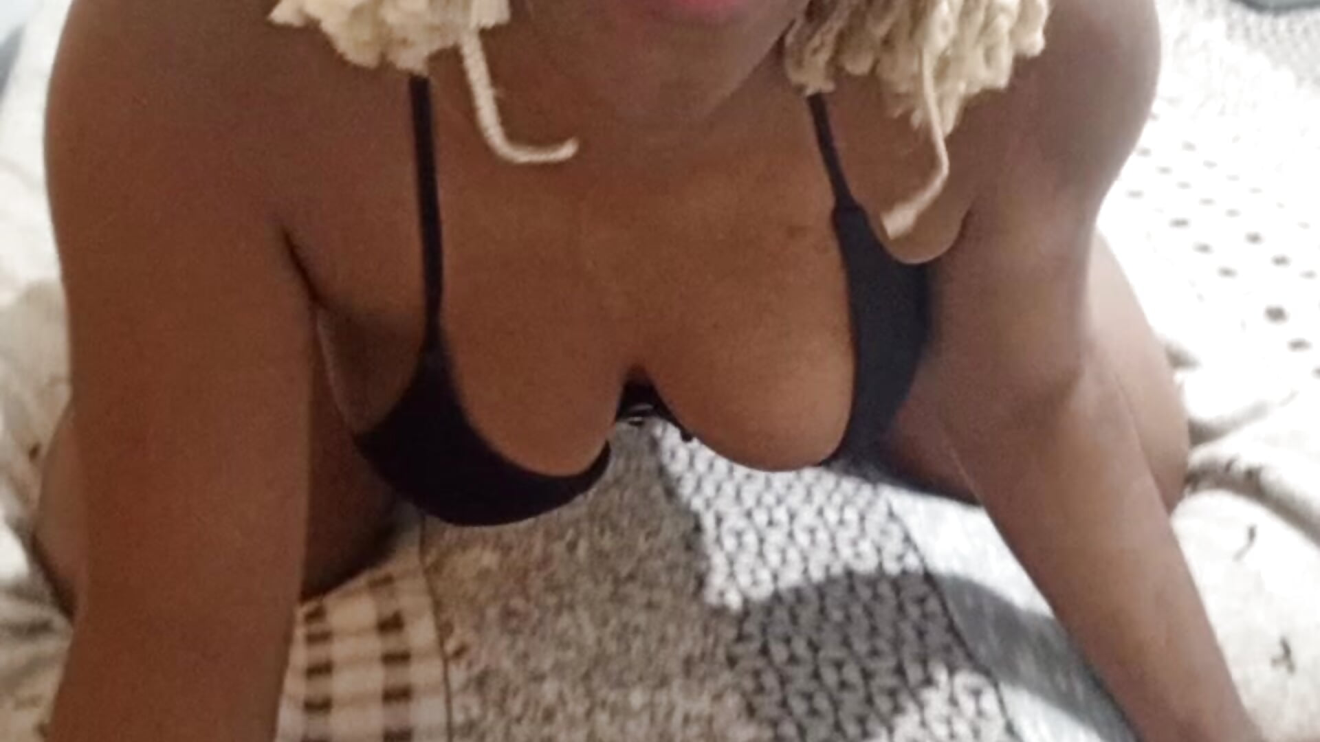 Gril - video by Jamez_And_Sara cam model