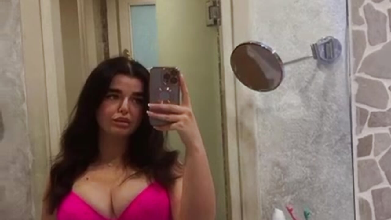 rate me 1-10 ;) - video by PrettyPaigeBabe cam model