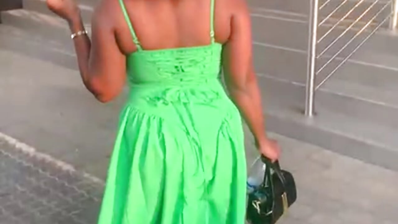 3c0fadde-5aa7-4c0c-903b-65f8dbd25664 - video by CocoBlazeX98 cam model