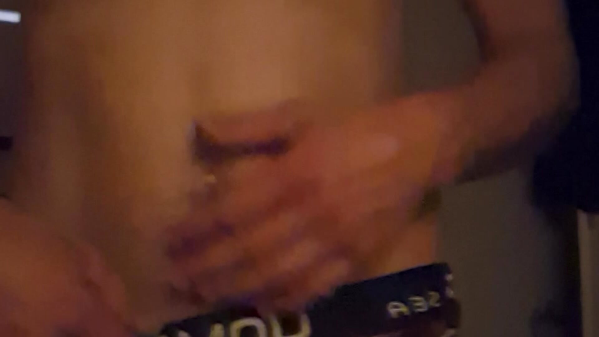 1000042183 - video by AndrewXSky cam model