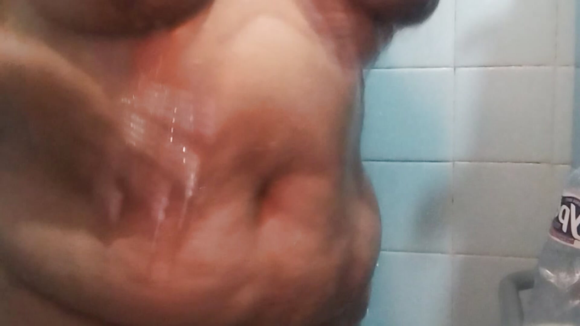 Taking a shower - Vídeo de Vydinha, modelo de vídeos