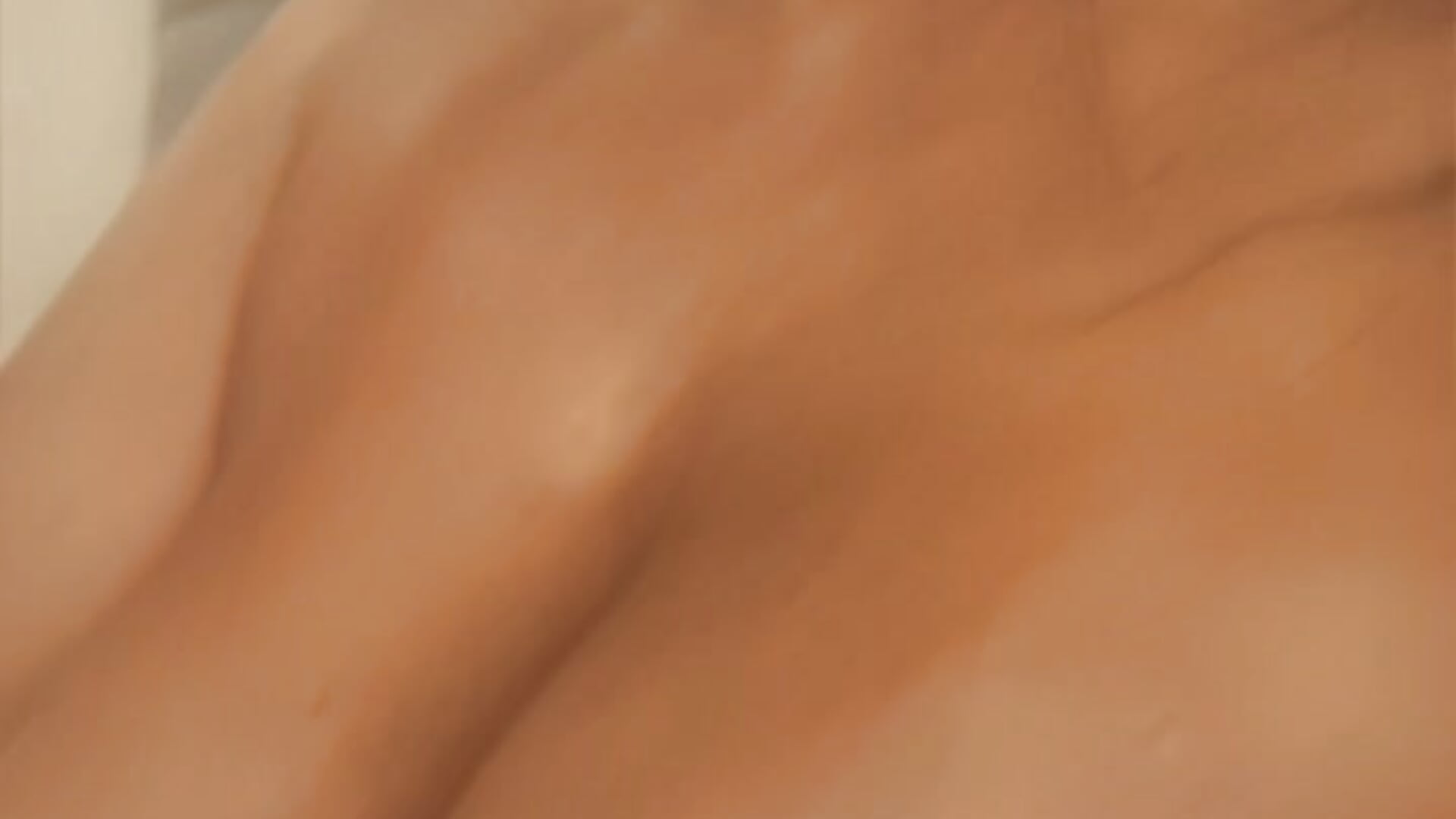 Boob an glow－カメラキャストのPetiteMillyの動画