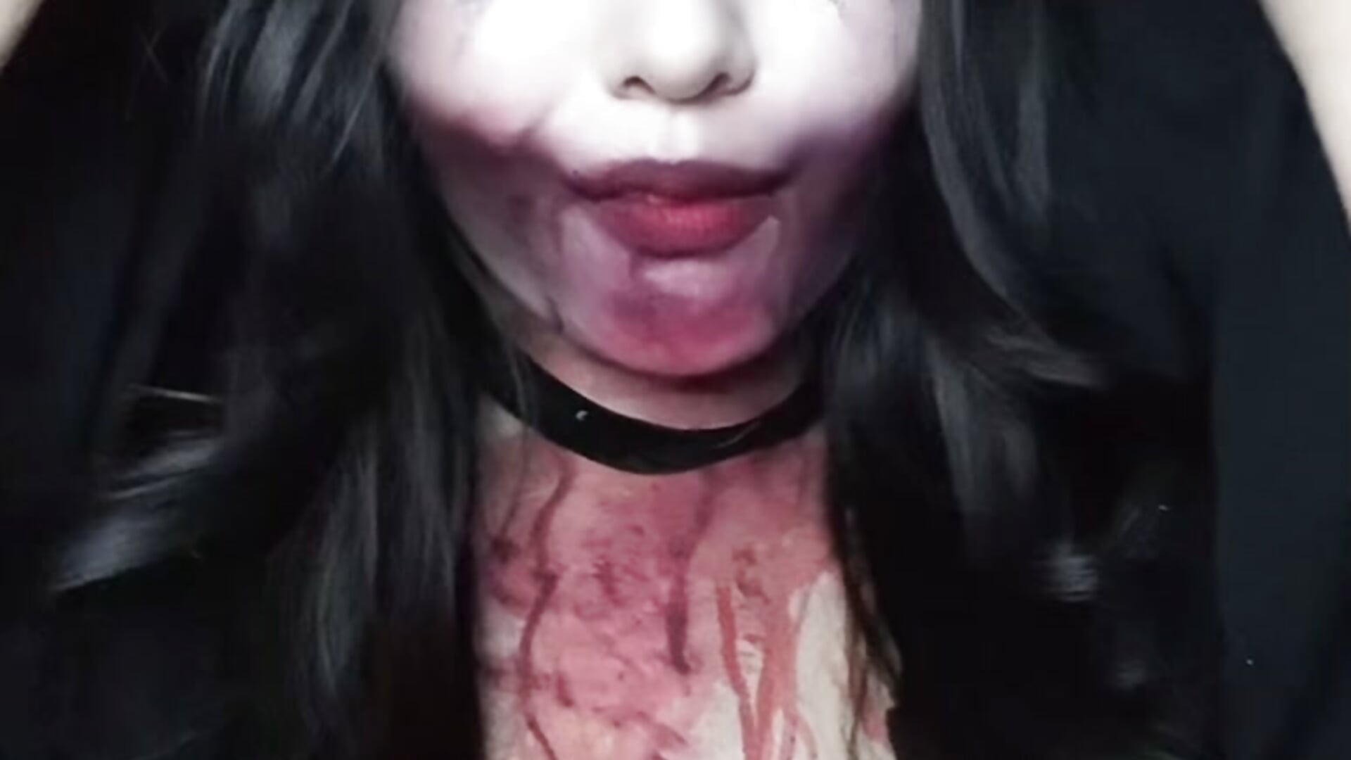 Where ghosts walk - video by WonderMira cam model