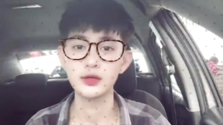 Cute as always - video di XloverXsiantwink modella di cam