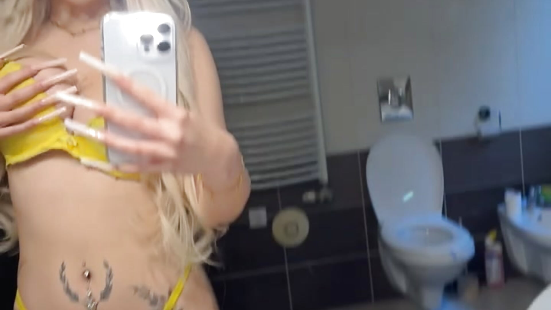 So Horny Babys😇💛 - ক্যাম মডেল Steffi_Snowbunny-এর ভিডিও