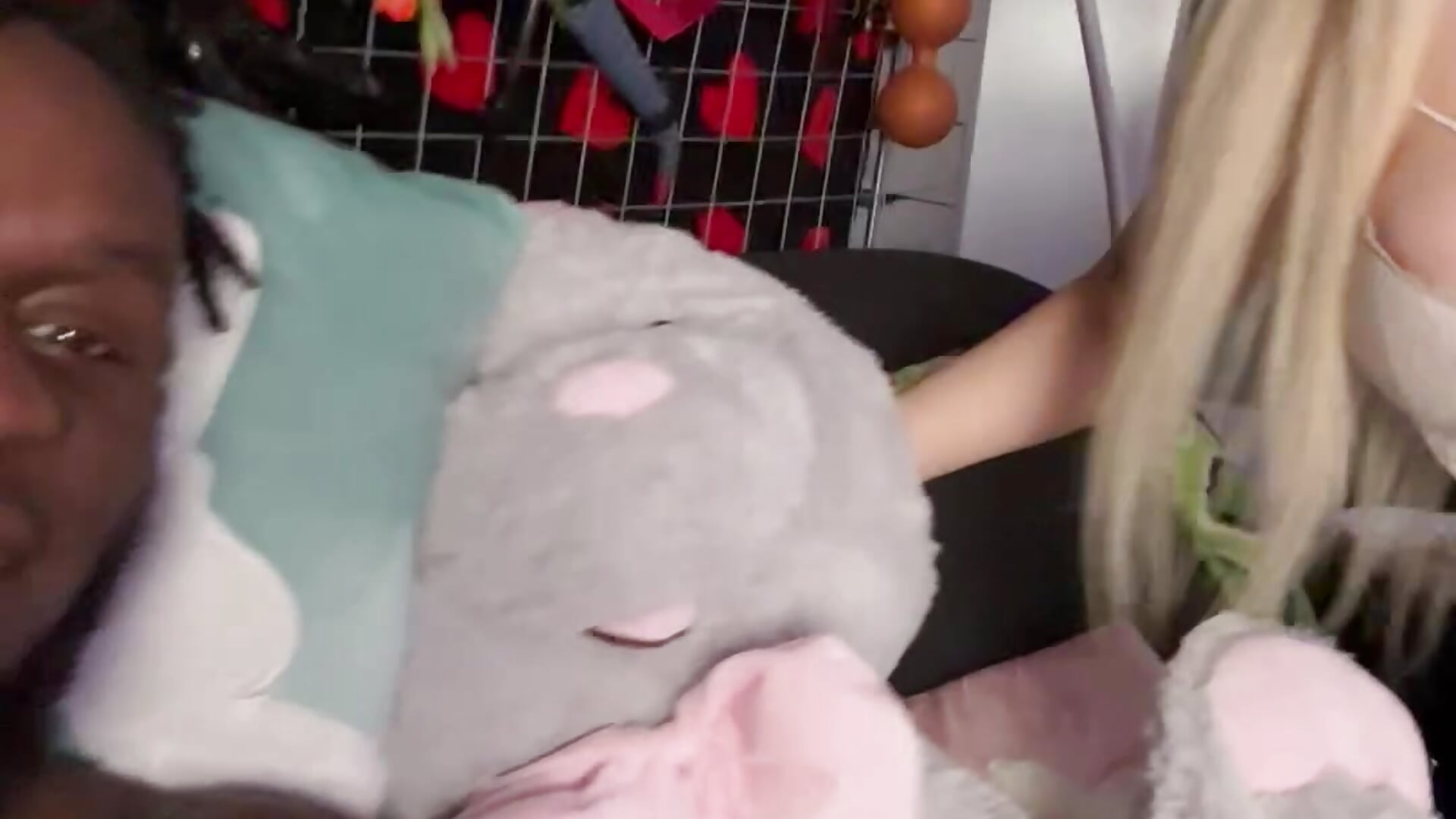 Frohe Ostern🐰😈🙏🏾 - clip cu Steffi_Snowbunny model videochat