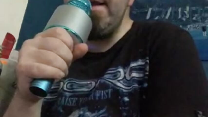 You’re my Heart, you’re my Soul:Musik 7/25 – video od webkamerové modelky GeilerHSVFAN1989