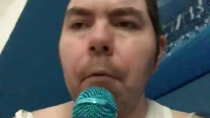 Warum : Musik  20/25 – video od webkamerové modelky GeilerHSVFAN1989