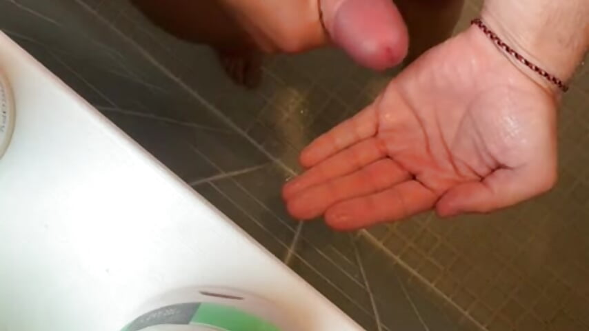 Shower cum quick - Vídeo de AndiSF4, modelo de vídeos