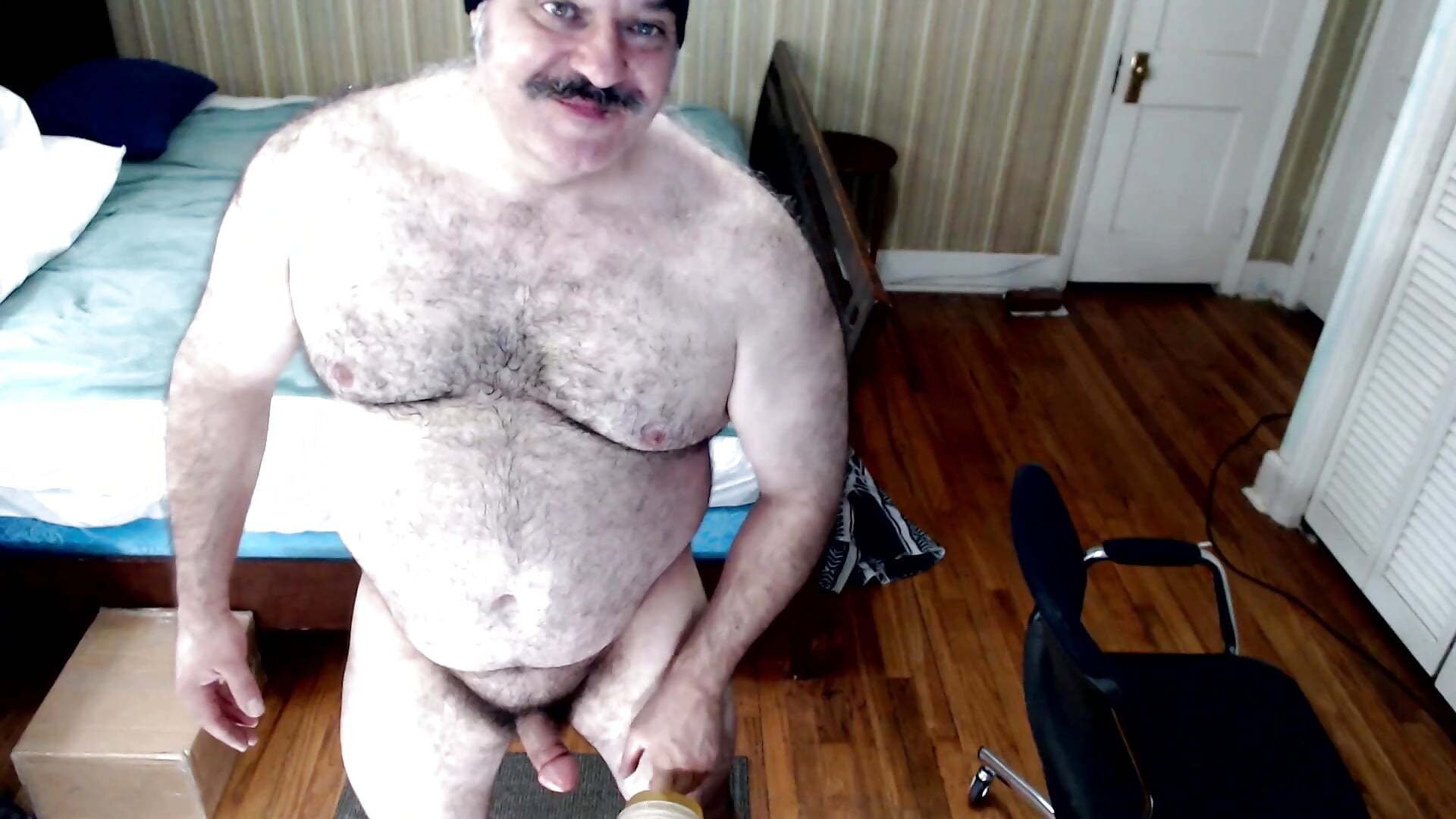 bullmusclejoe cumming in his fleshlight! - video by bullmusclejoe cam model