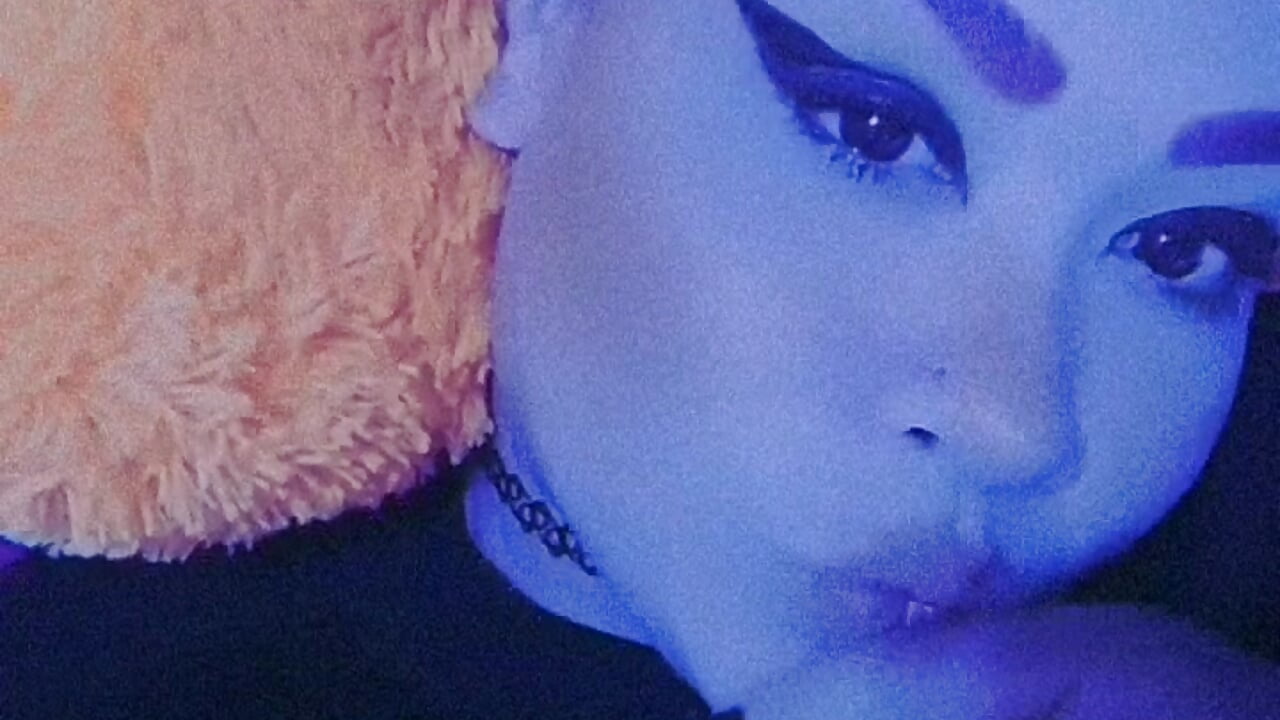 video - video by katty_lu cam model