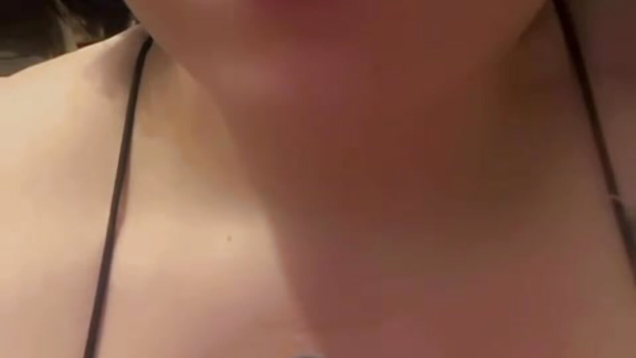 1000051732 – видео вебкам-модели LittlePandaXx