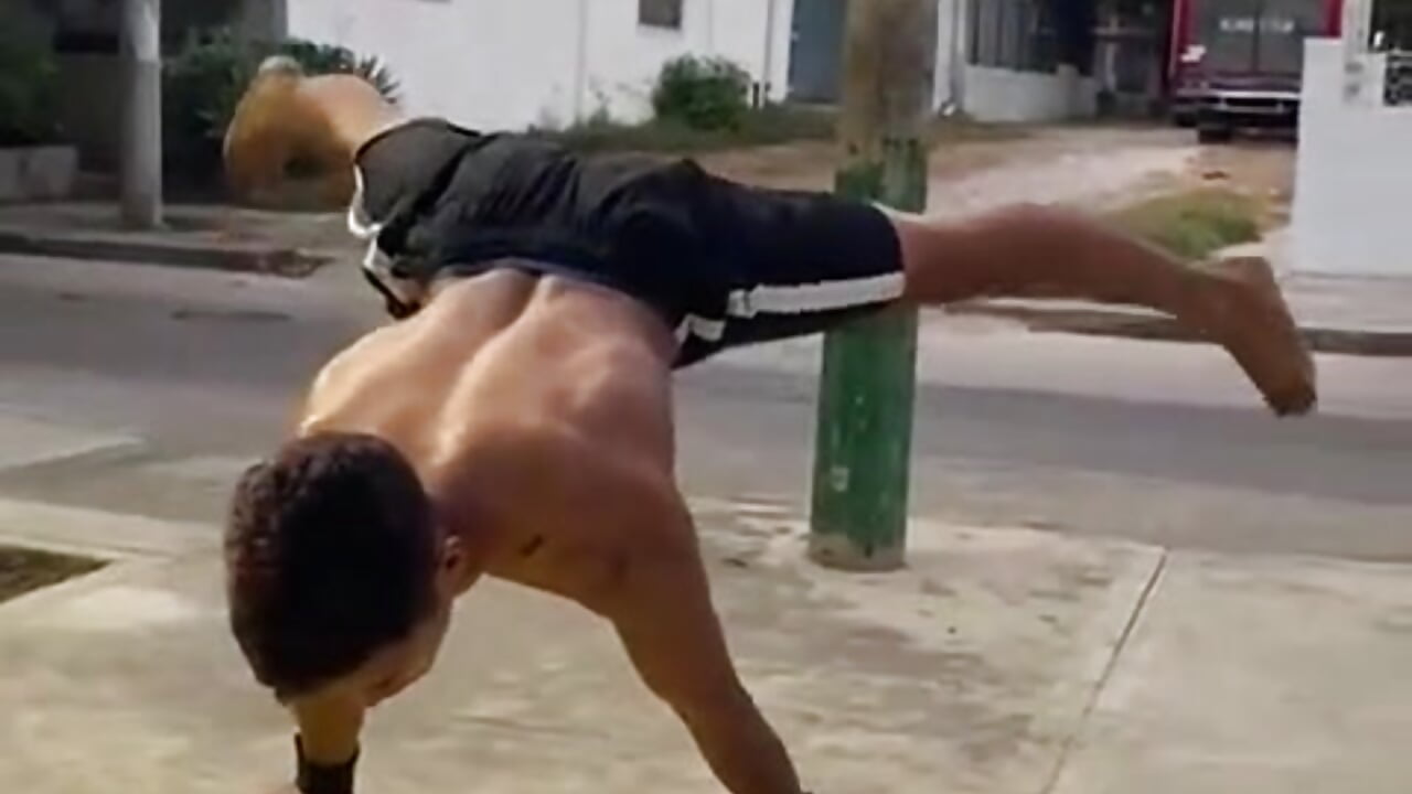 🤪👅 - video by bull_cam cam model