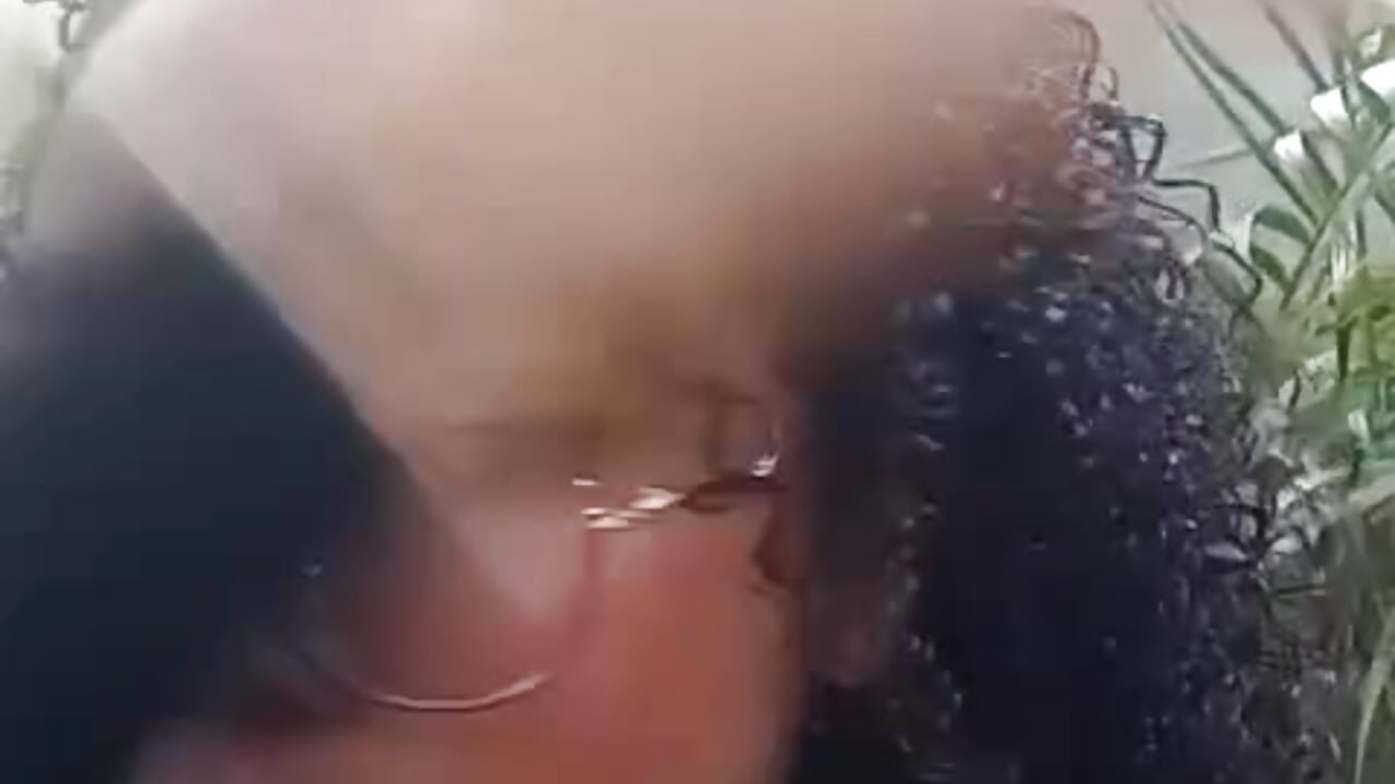 WhatsApp Video 2025-08-22 at 7,06,46 AM - video van kate_lua cam-model