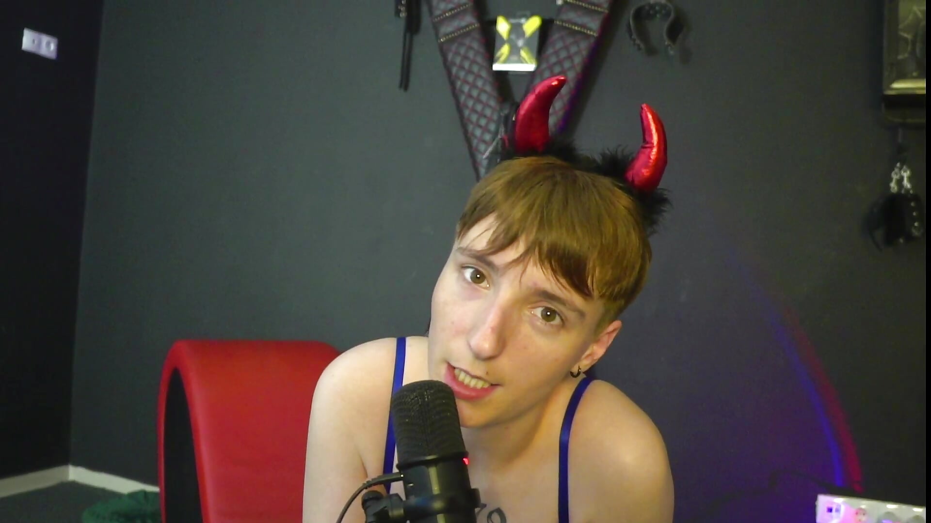 ASMR - Luna_Devil_ 캠 모델의 동영상