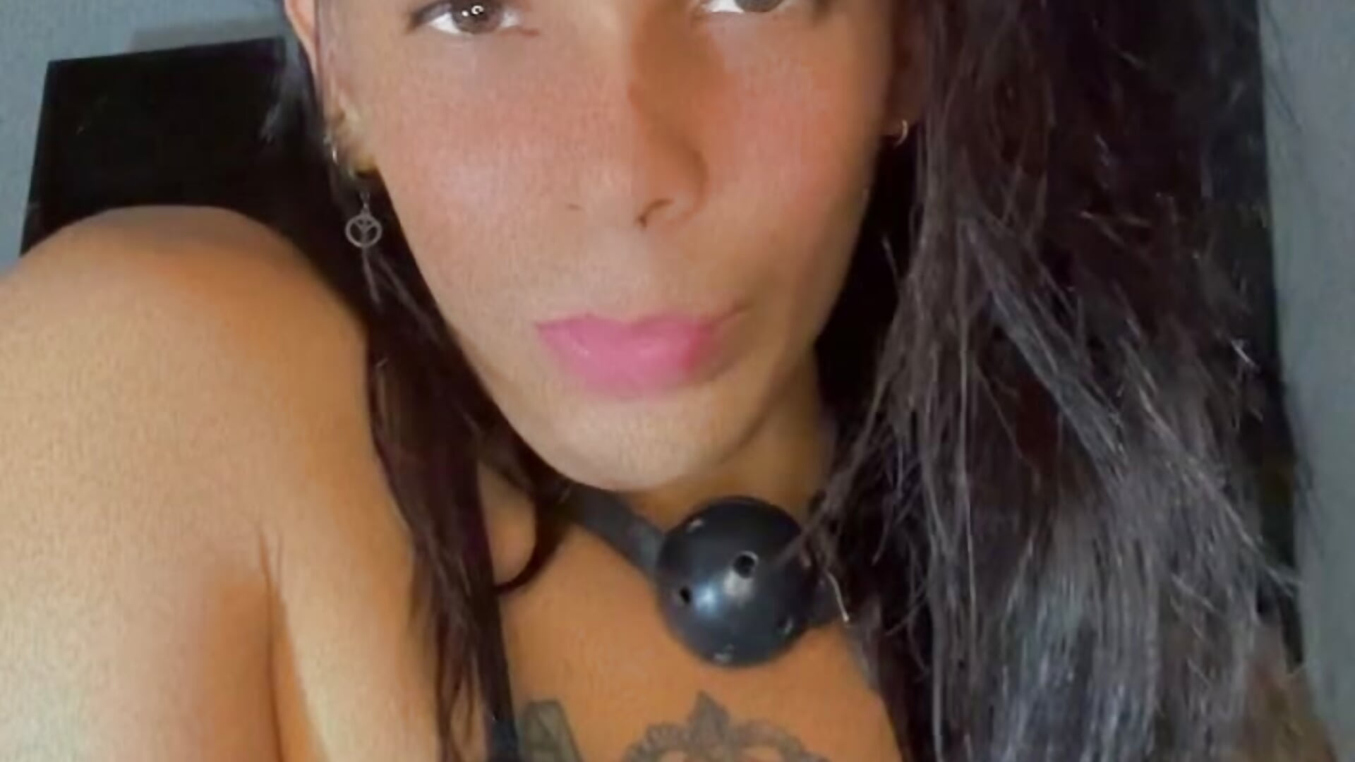 Kisses for my followers - Video von oodirty_hellen Cam-Model