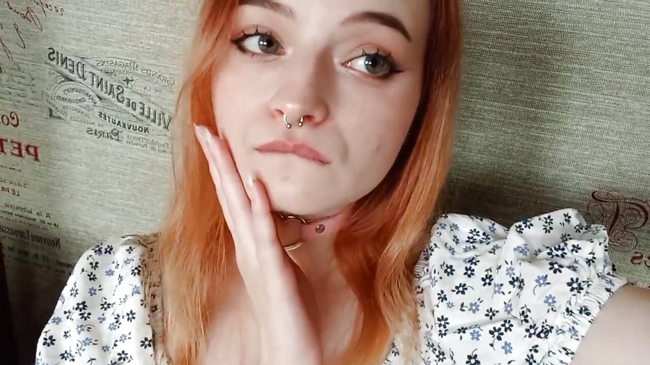 It`s me) - βίντεο μοντέλου emi_less