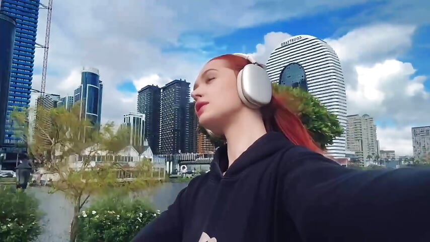 If you like what city it is, I’ll send you a gift - video van LittleFox___ cam-model