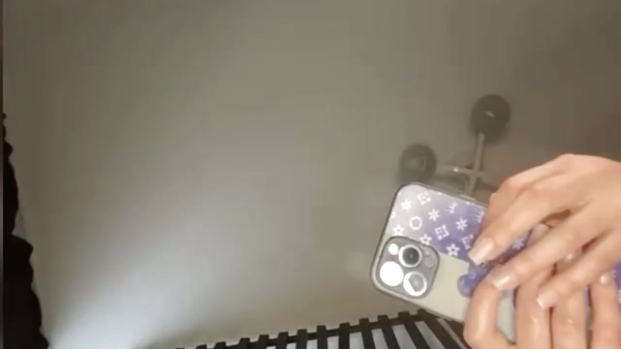 Squirting pussy💦🤤💦🤤 – video od webkamerové modelky LittleFox___