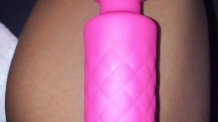 Pink vibrator 🌸🌸🌸 - video di Prxincess_AAGodesss modella di cam