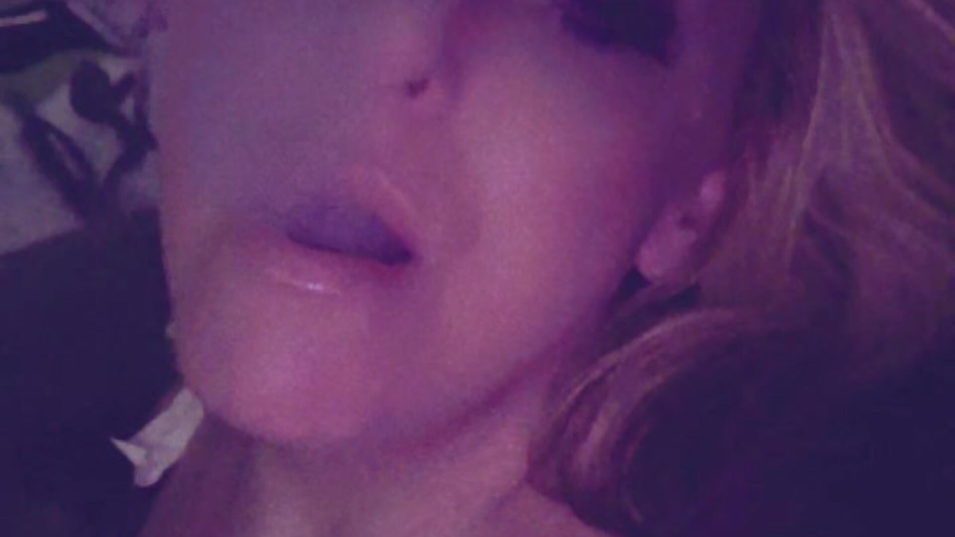 Smoke2 - video by Pinkpixel cam model