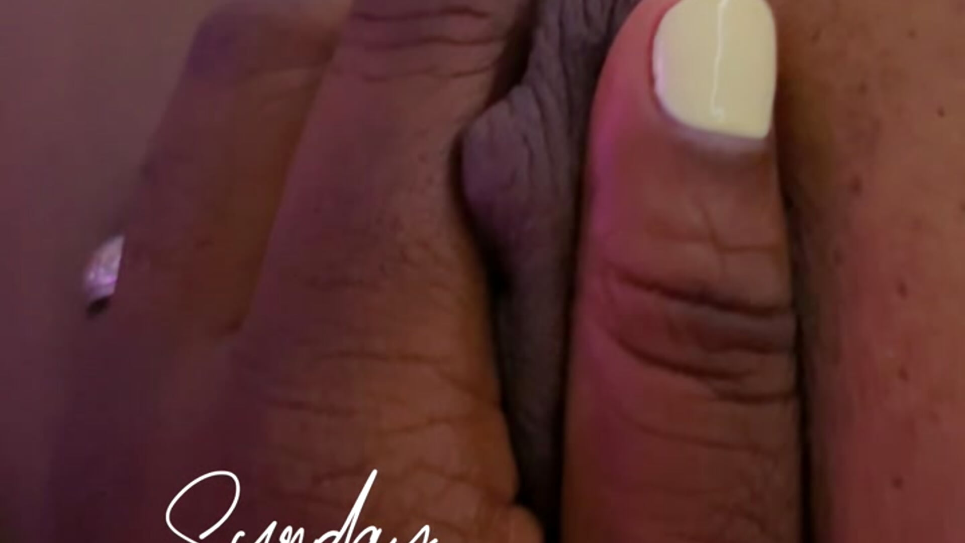 She loves my tits - video by cinnabunnie22 cam model