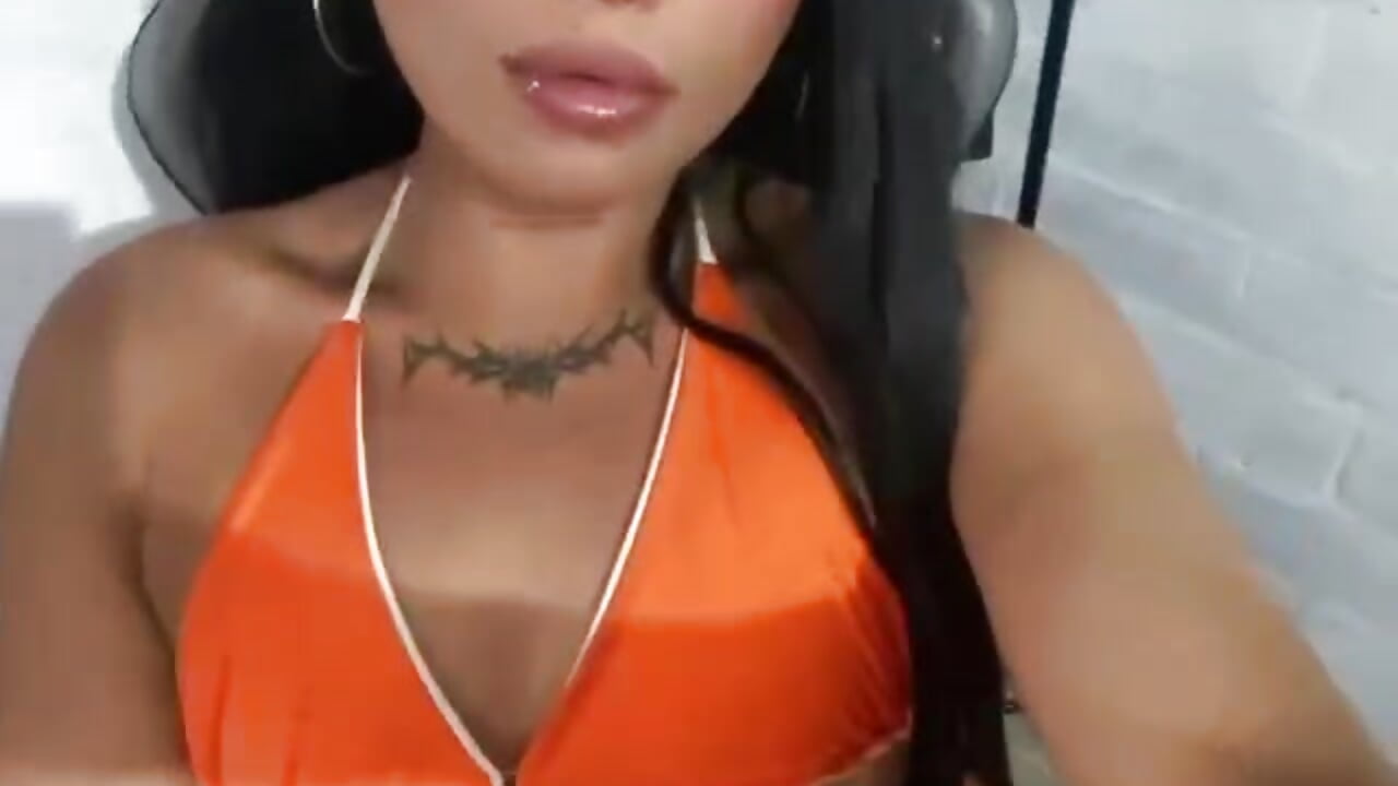 I love this bathroom dress 😊😊 - video di CharlotteBrowm modella di cam