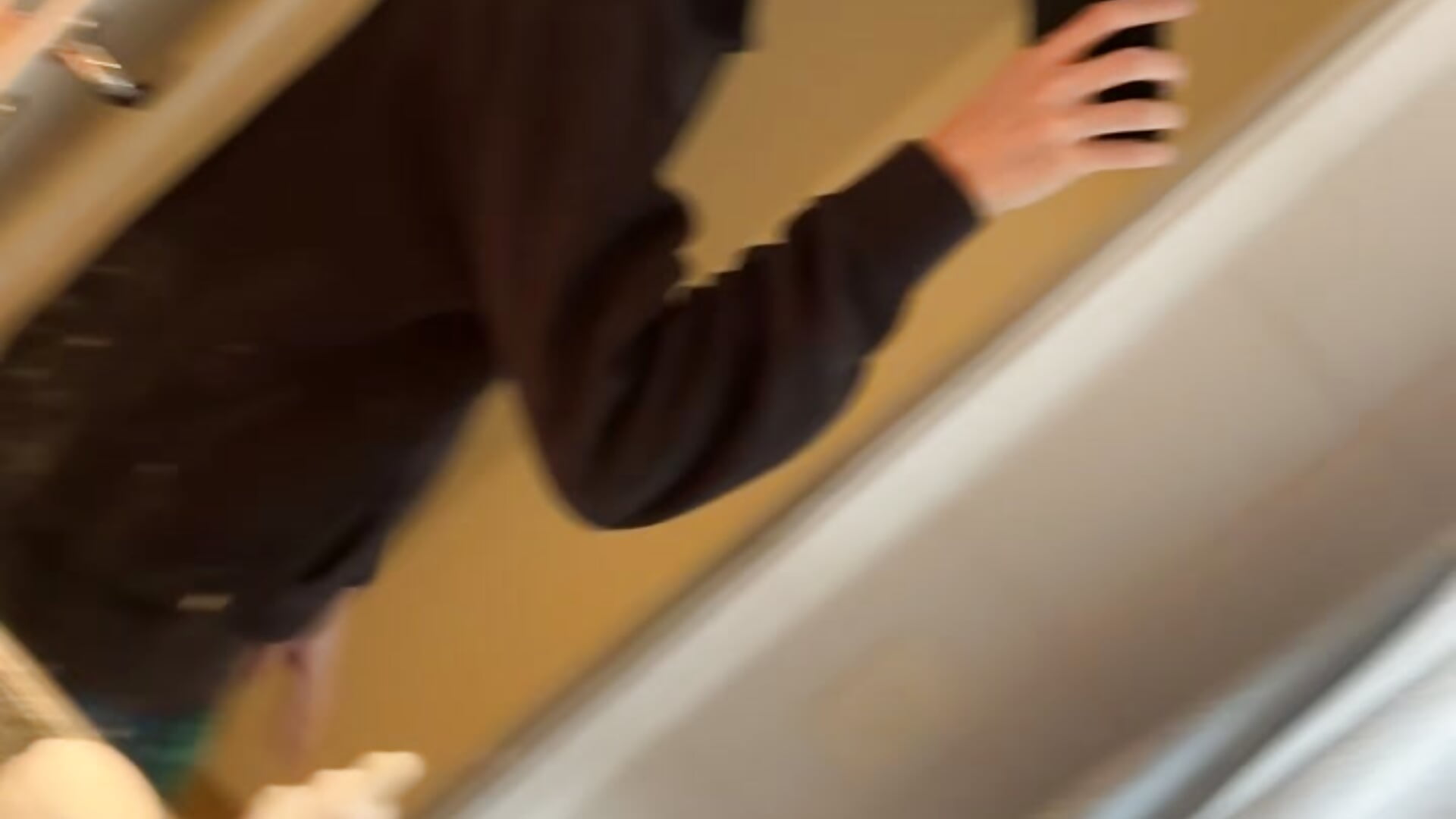 62C7D4E7-AC89-42D9-9E07-E786E51406FE - video by Aaron_nextdor cam model