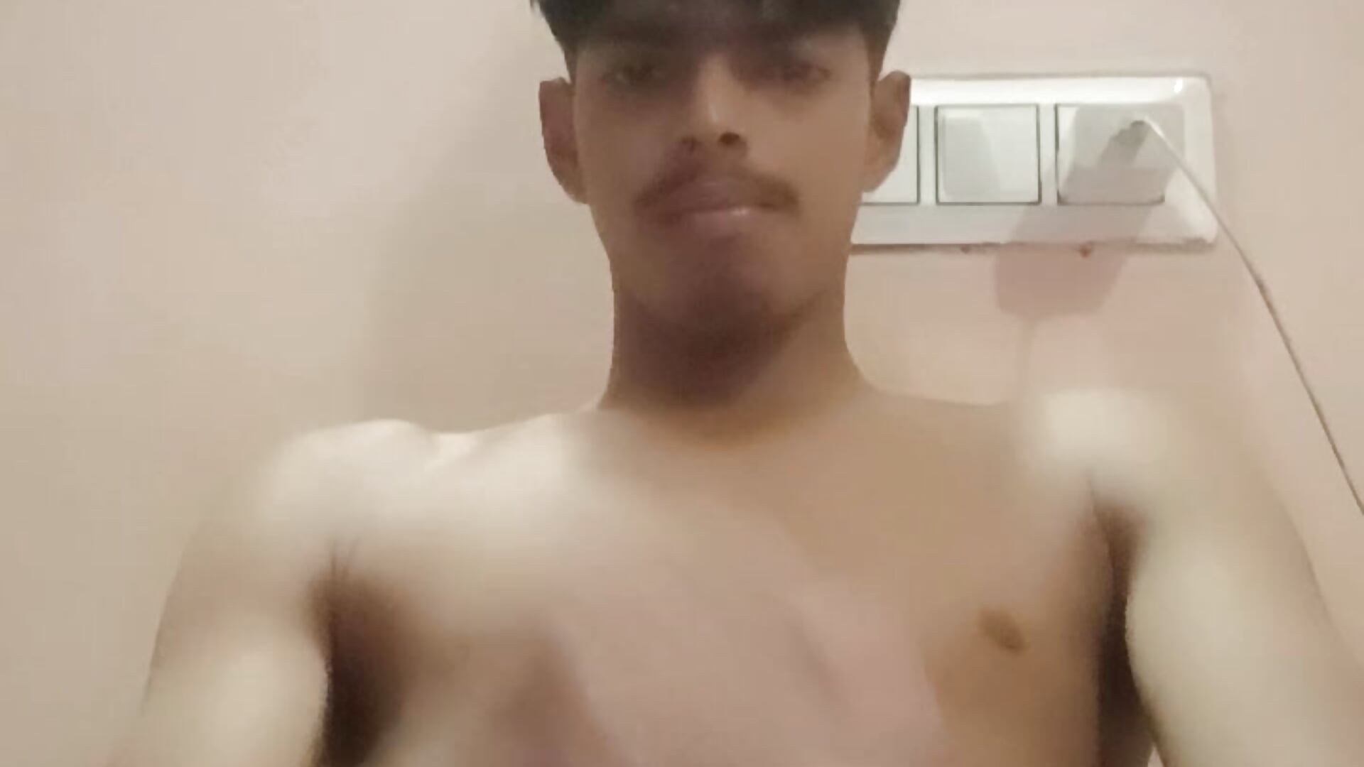 Cum with face - video by monster_33 cam model