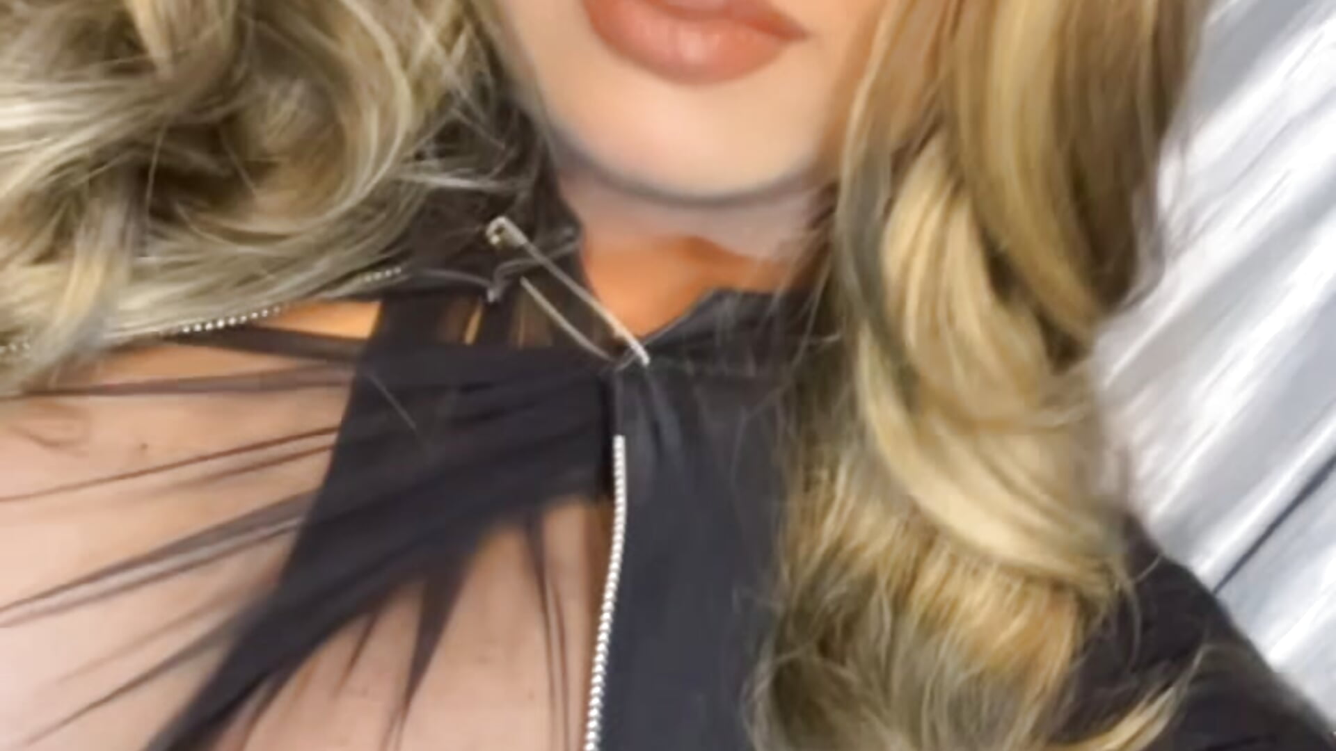 FREE FOR U!❤️😘 - video của người mẫu cam DOMINANT_10inchsCOCK